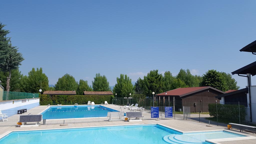 Campeggio Trevisago Iris Park Moniga del Garda Buitenkant foto